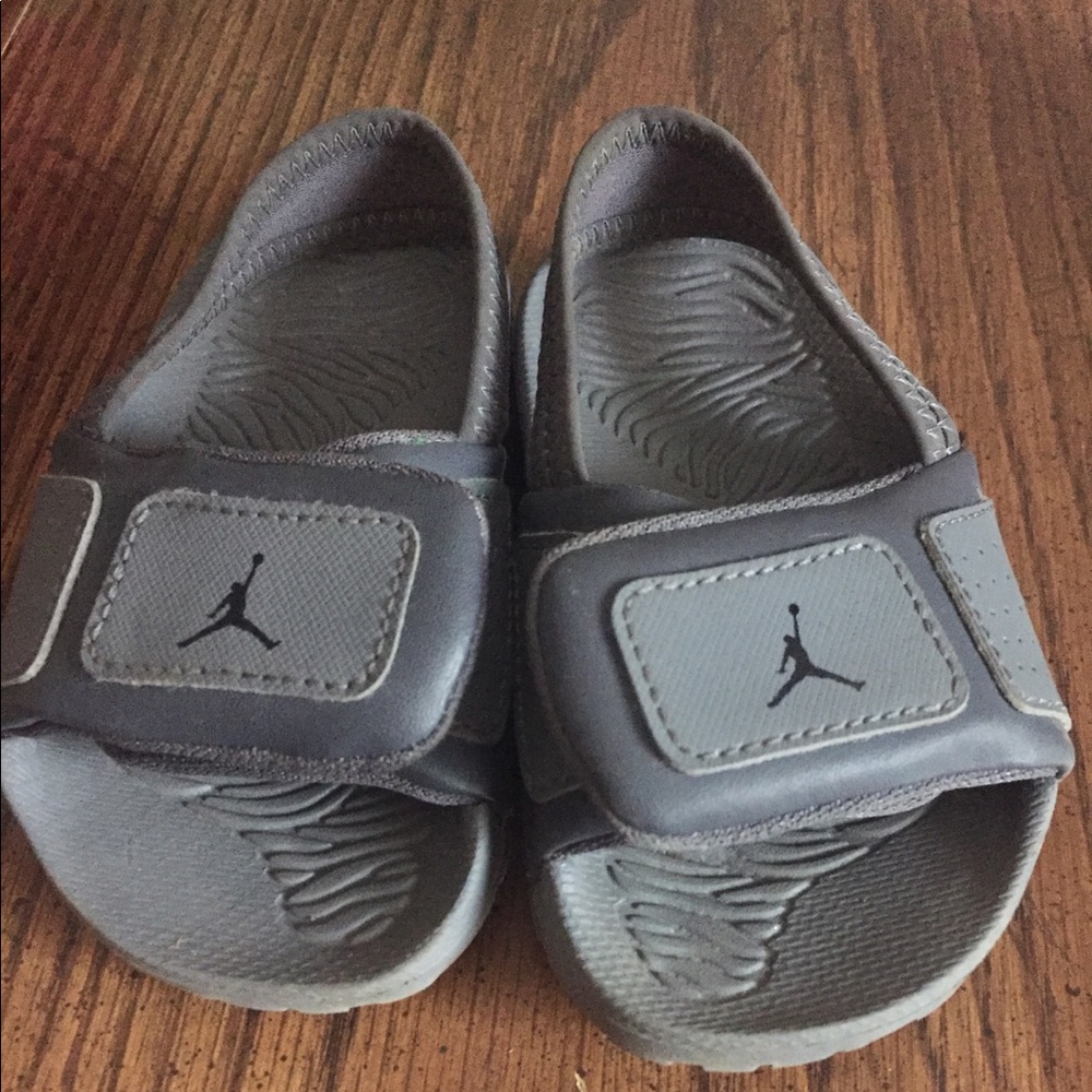 Toddler Jordan sandals